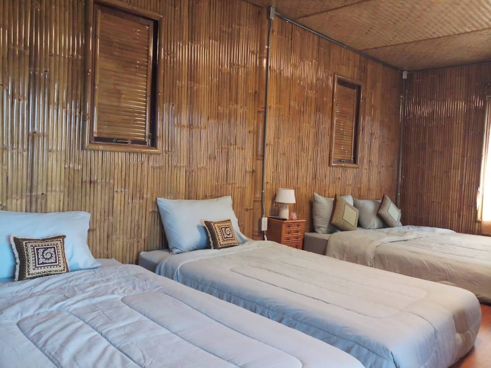 Koon & Nueang Farm Stay Hua Hin view 3