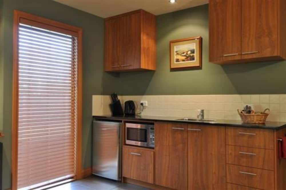 Luxury on Lansdown