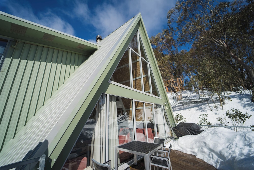 Hotel Ripparoo Ski Lodge - Image 1