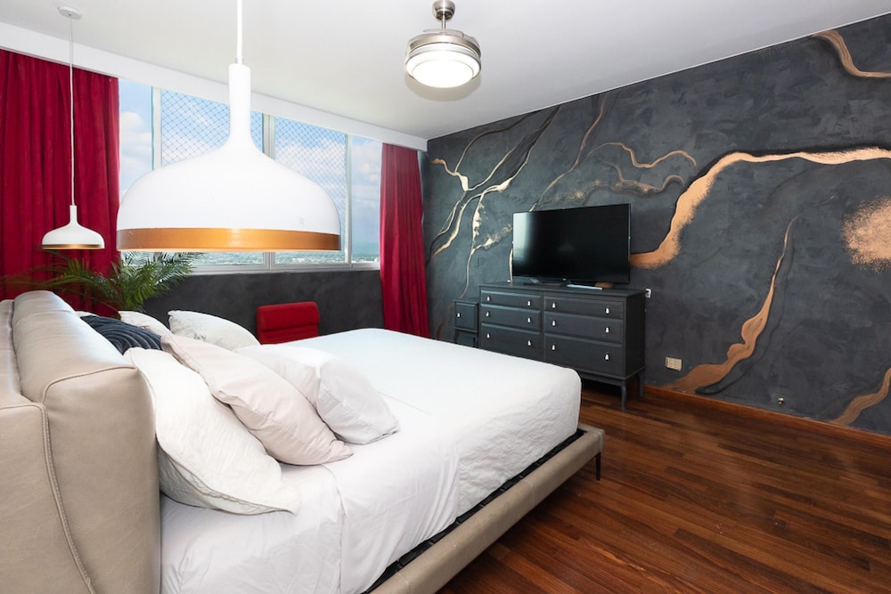 The Acomodo Penthouse Costa del Este