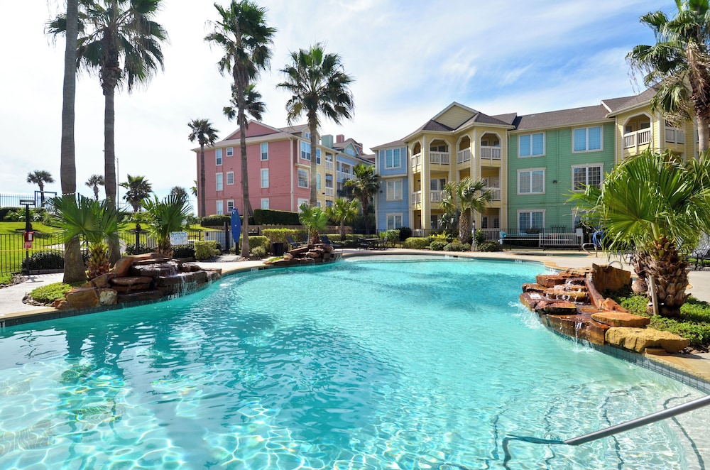 Beach and Pool View by Ryson Vacation Rentals