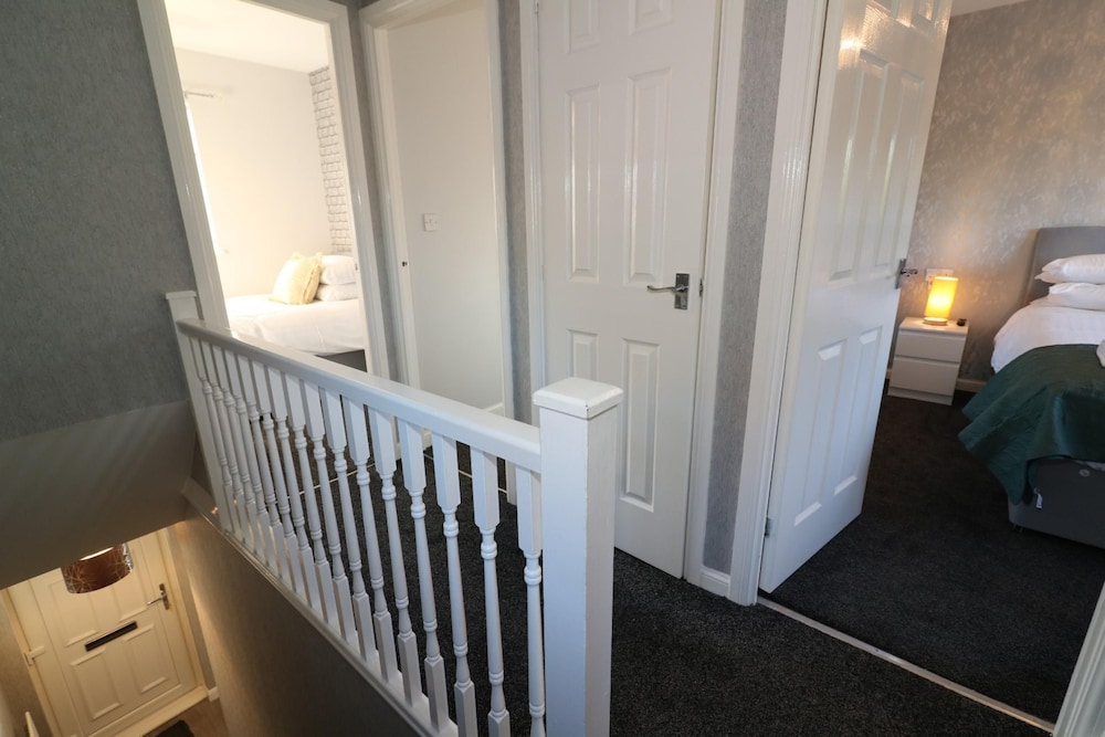 Chapelhall House - Airdrie