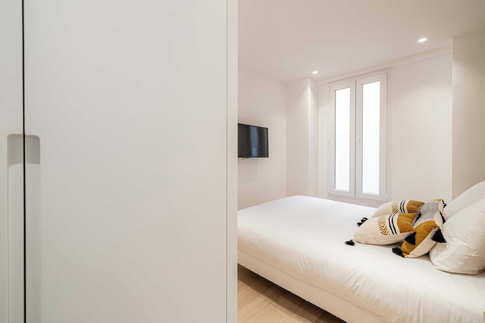 Renovated Apartment - Cannes Croisette Golden Square