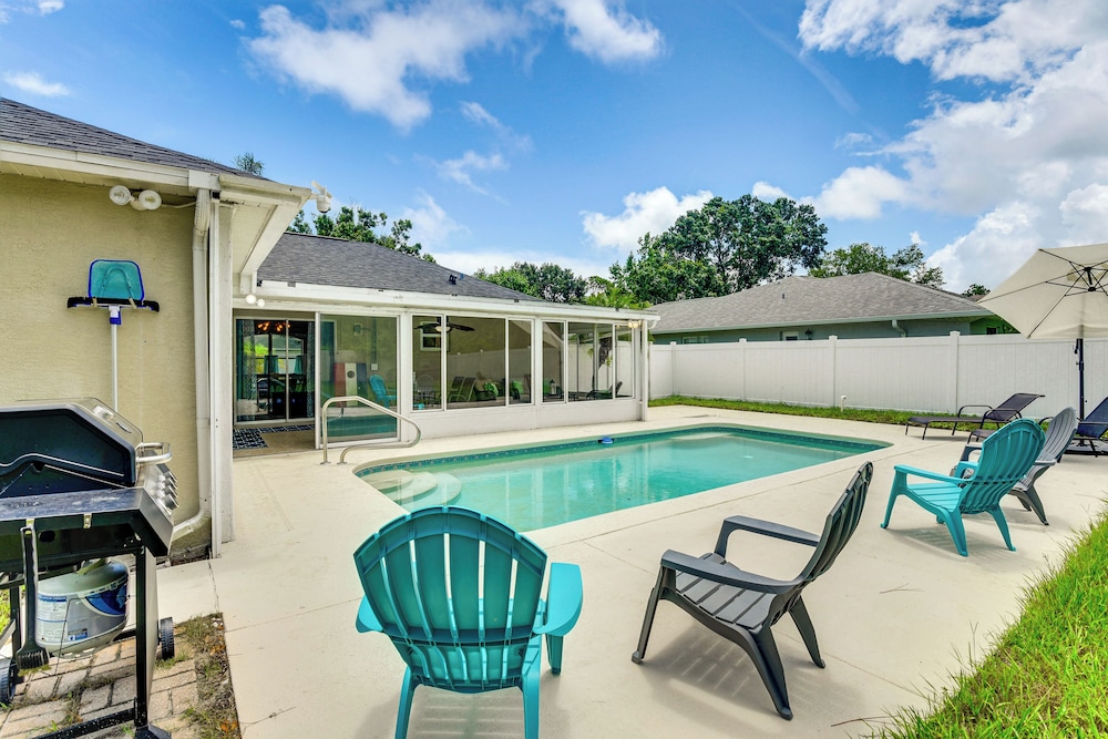 Palm Coast Comfort: Family Home w/ Lanai, Big Yard