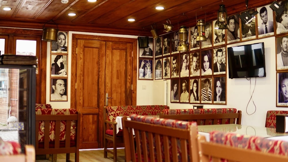 Qonaq Otel - Image 41