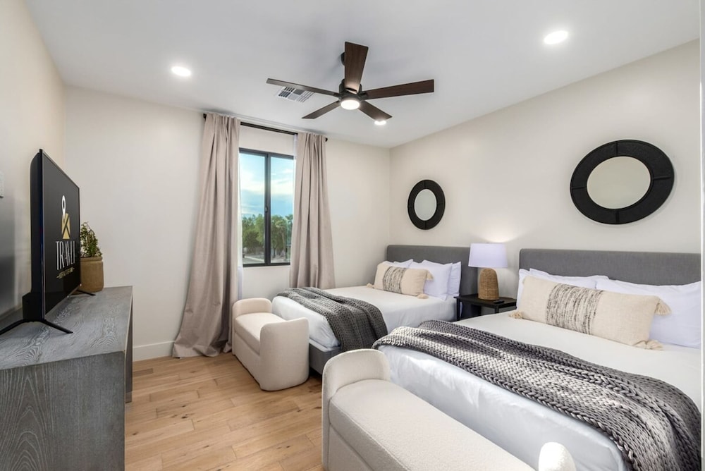 Stonewood Luxe Estate 5 Showers Heated Pool GYM