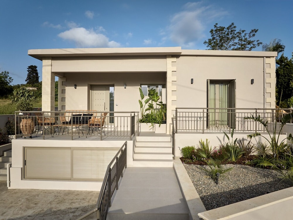River Serenity Villa Vryses