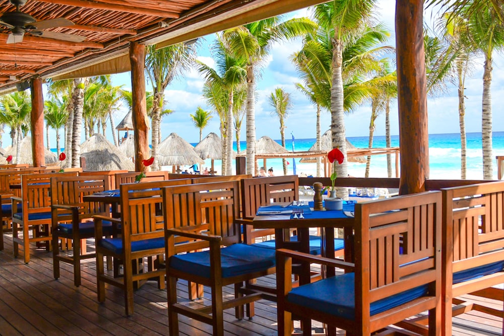 Hotel NYX Cancun All Inclusive