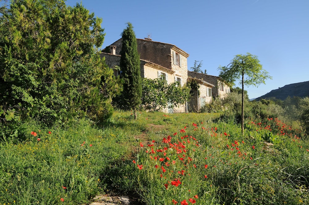 Le Jas De Peguier