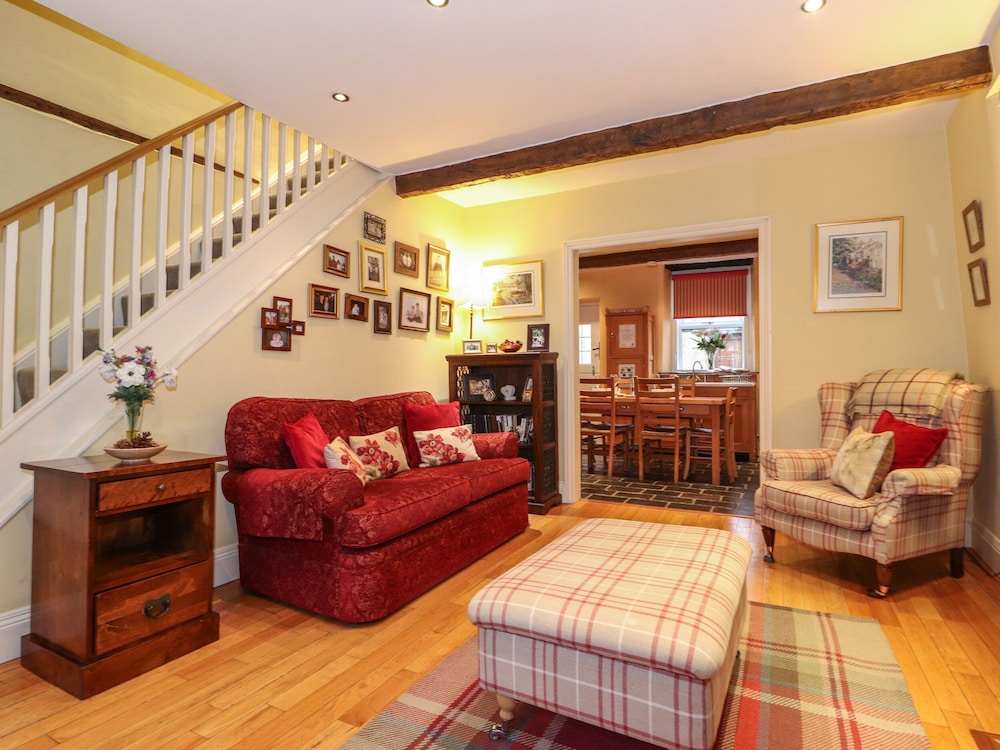 Charlottes Cottage