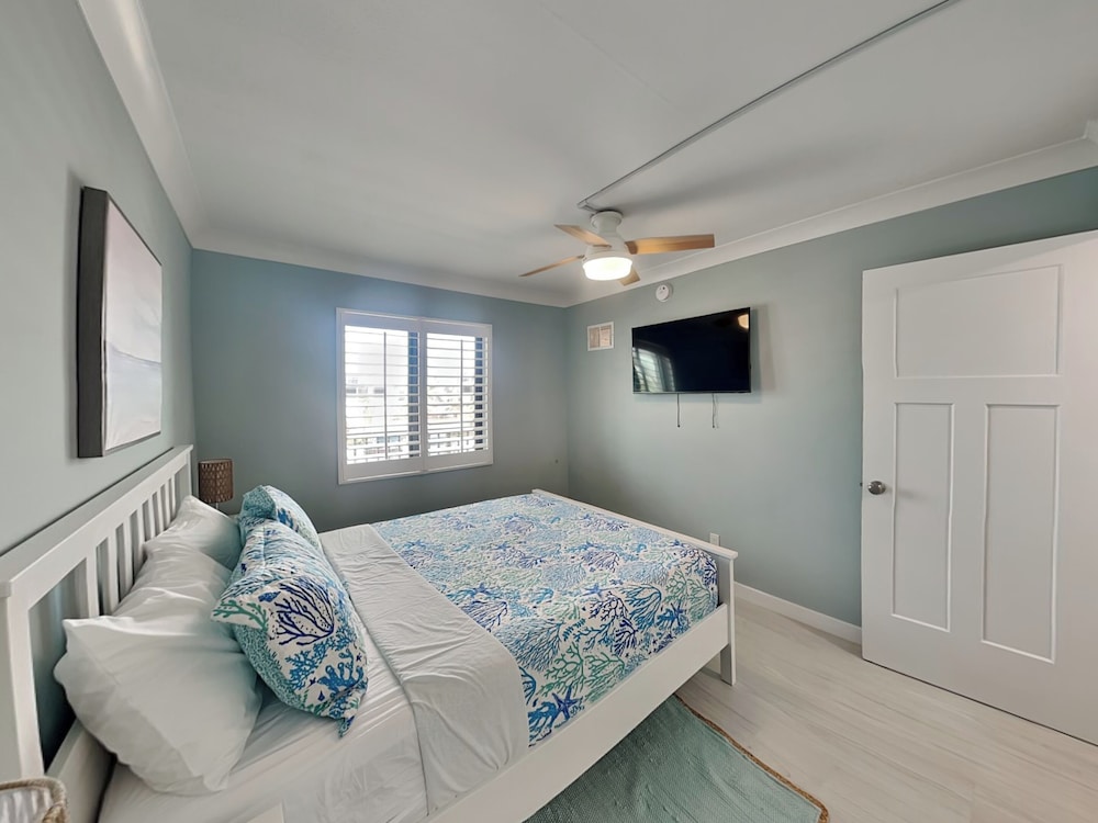 Seaside 1 by Distinctive Beach Rentals