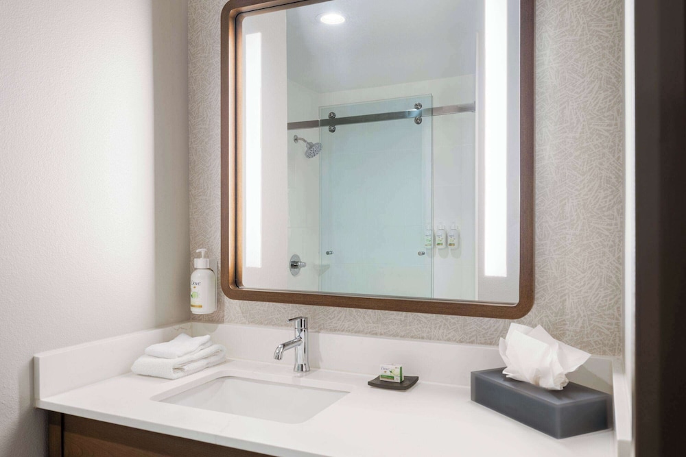 La Quinta Inn And Suites By Wyndham Lincoln