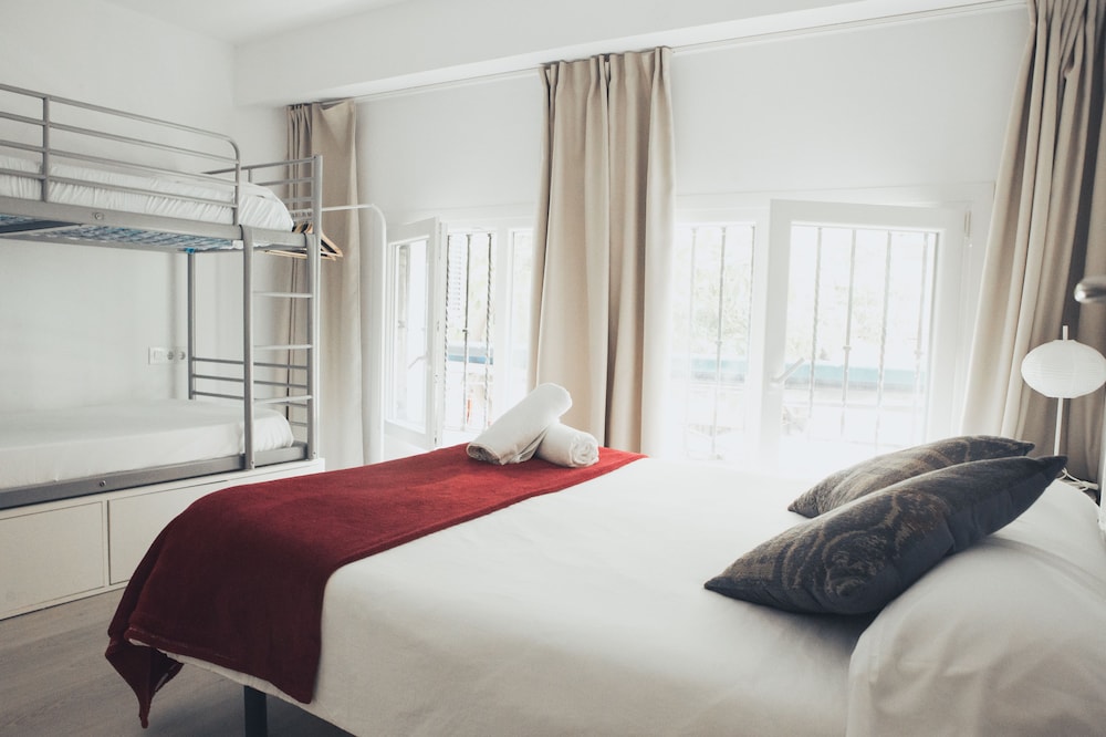 ISA SEVILLA Suites