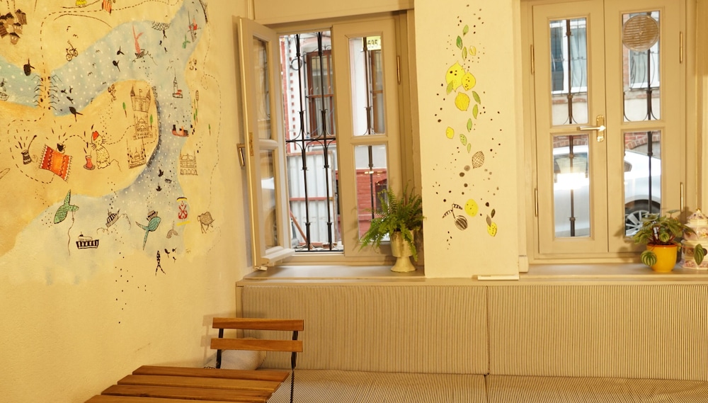 Tilas House No8 - Yurt - Image 40