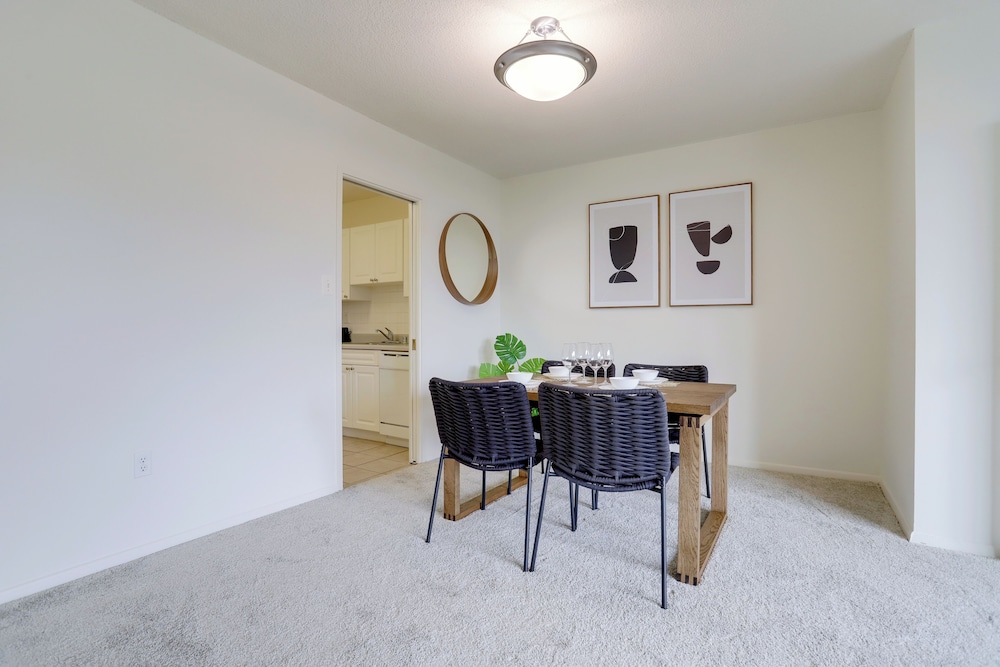 Apartment in the Heart of Crystal City