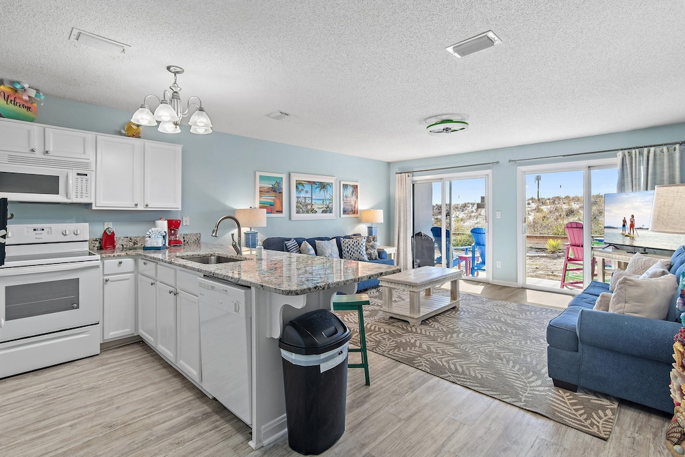 Island Sands 105