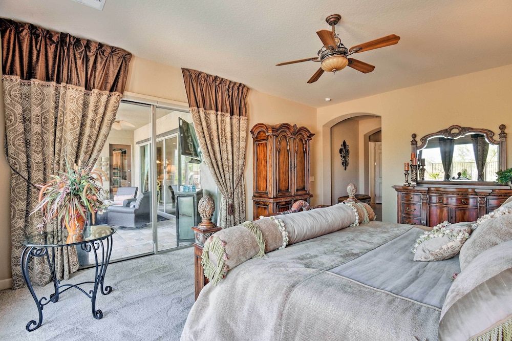 Phoenix Retreat w/ Hot Tub, Pool & Mountian Views! view 4