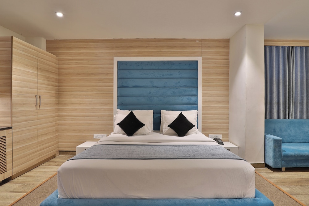 Hotel The Grand Shivay