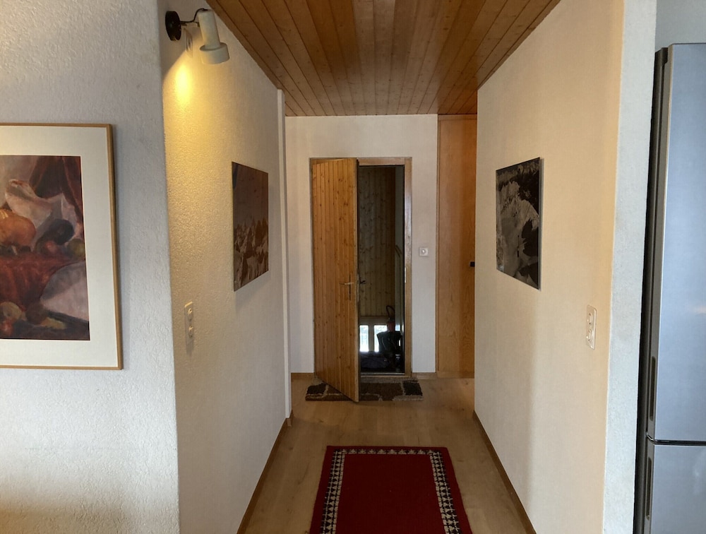 Peaceful Apartment With Amenities