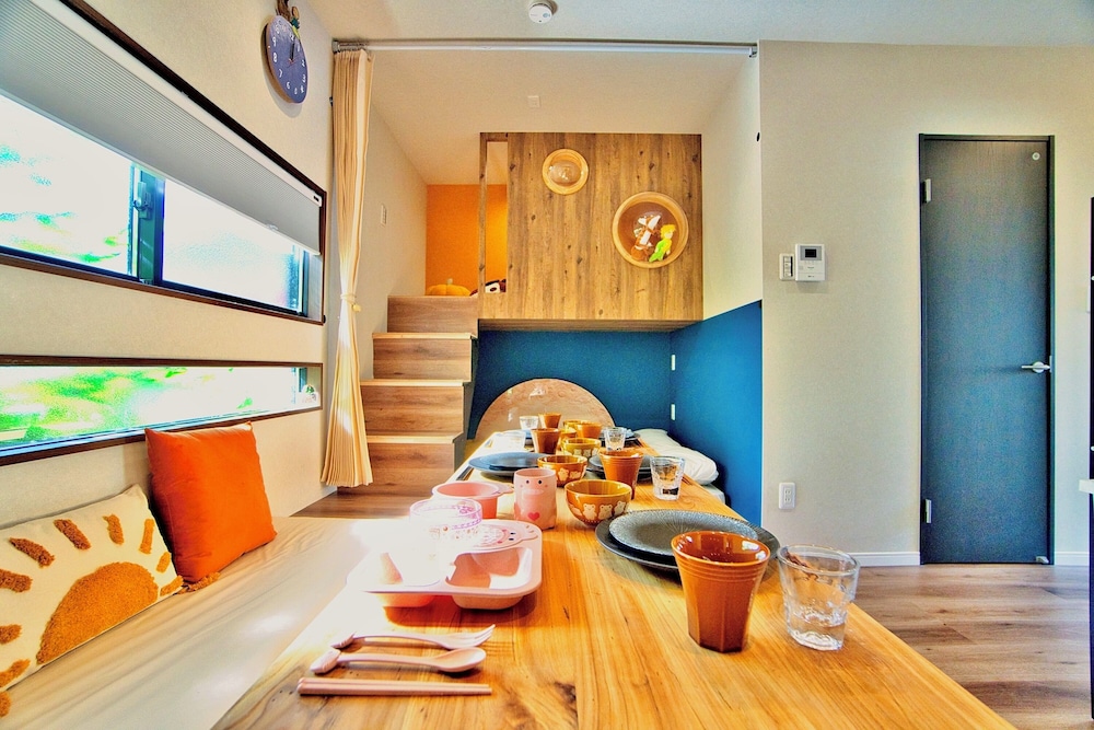 Tokyo Nook