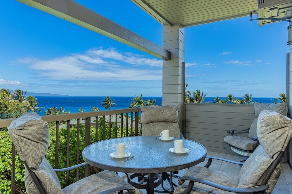 Kapalua Ridge Villas #212 2 Bedroom Condo