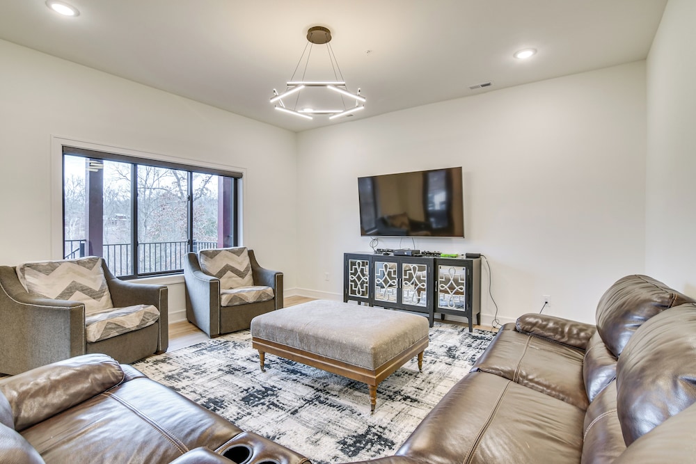 Fireplace + Lake Access: Waterfront Branson Escape