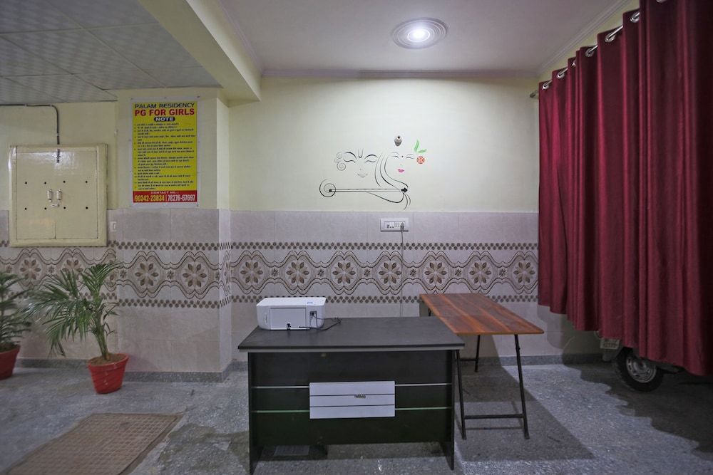 SPOT ON 48911 Sukhrali Residency - Property Image 24