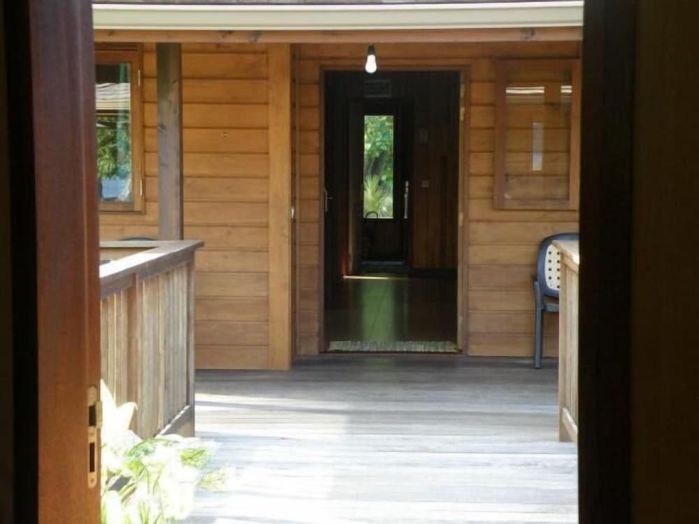 Vaianae Lodge