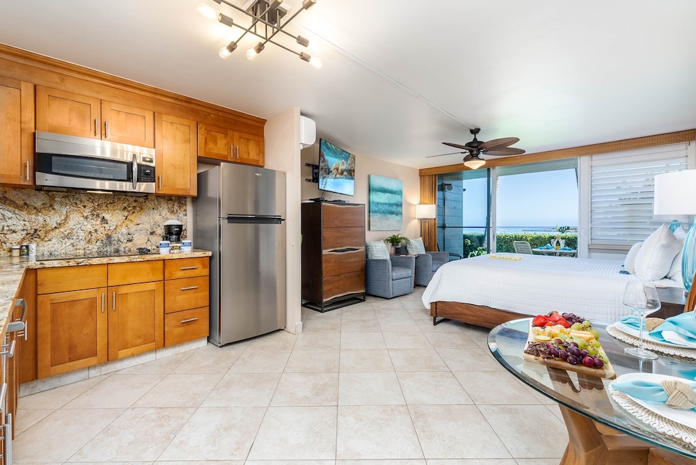 Napili Shores A106 0 Bedroom Condo by RedAwning