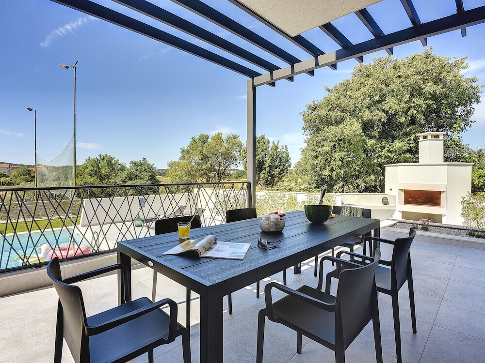 Apartment in Croatia by the Adriatic Coast view 5