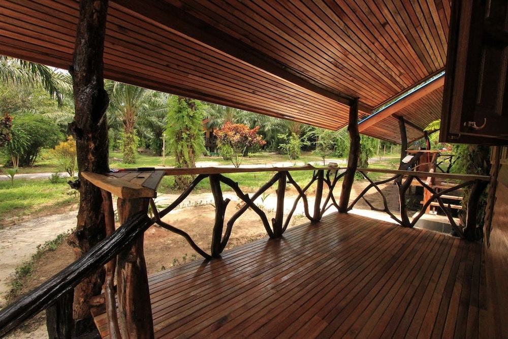 Khaosok Palmview