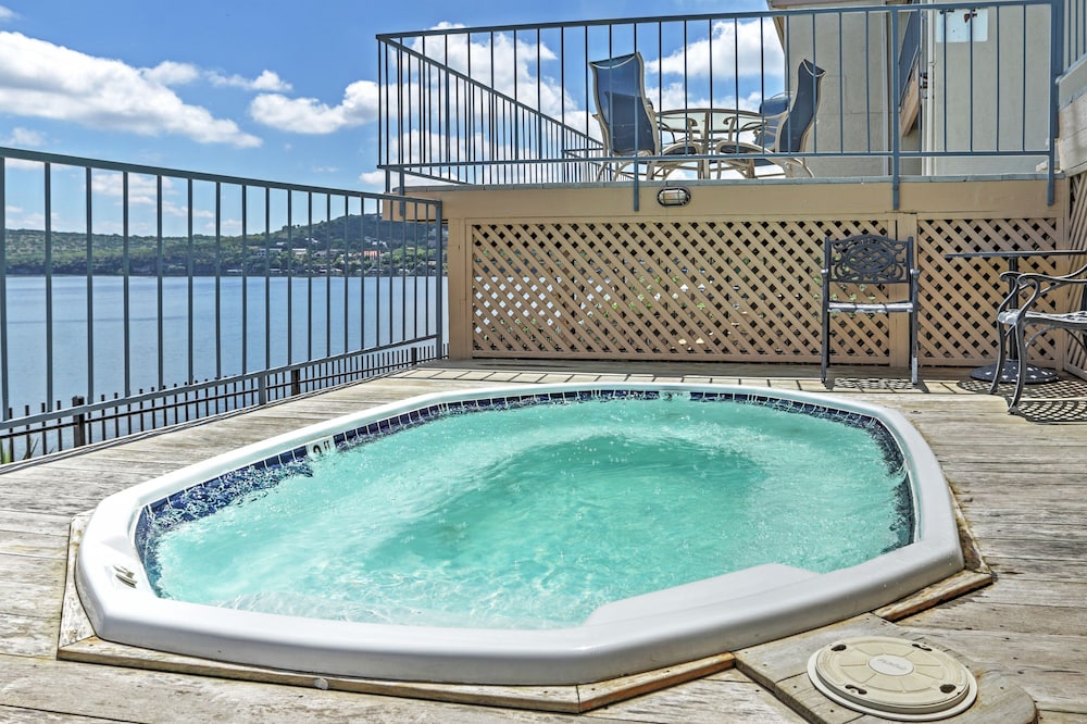 Spicewood Condo on The South Shore of Lake Travis! - Property Image 12