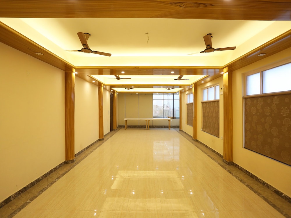 meeting & event spaces