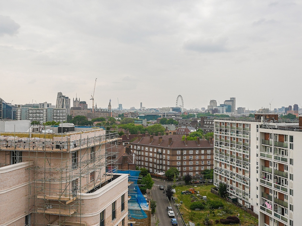 Central London Stay in Vauxhall With Balcony