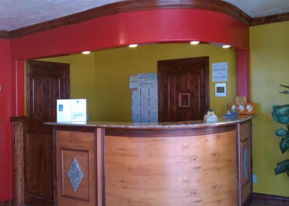 Economy Inn & Suites view 2