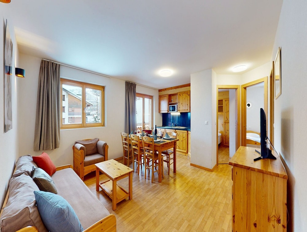 Amazing Apartment With Parking