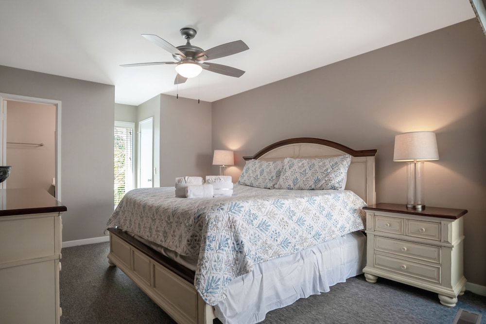 1266 Harbour Town Club at The Sea Pines Resort