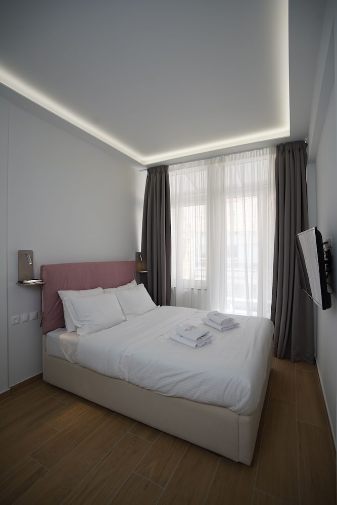 Tip Top Suites