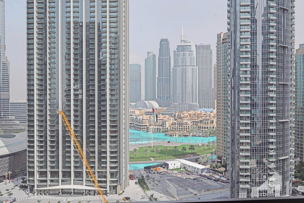 Burj Crown Luxurious 3bedroom Balcony