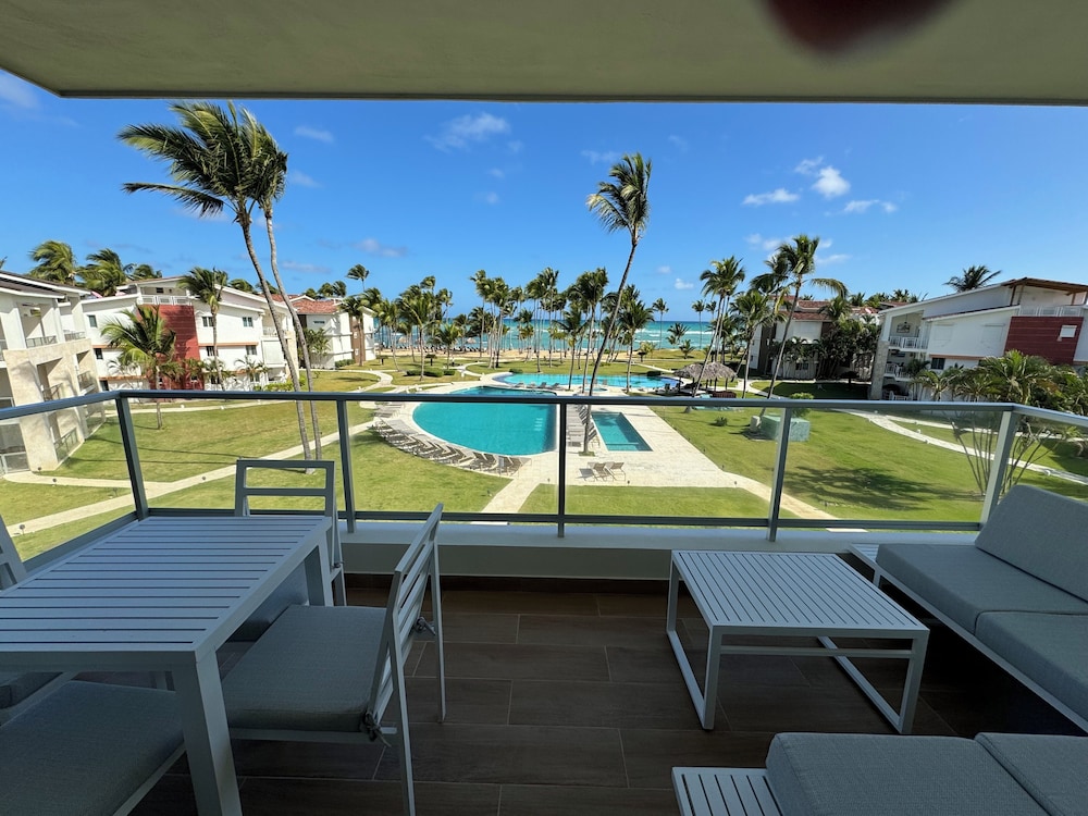 Playa Palmera Beach Front Apartments