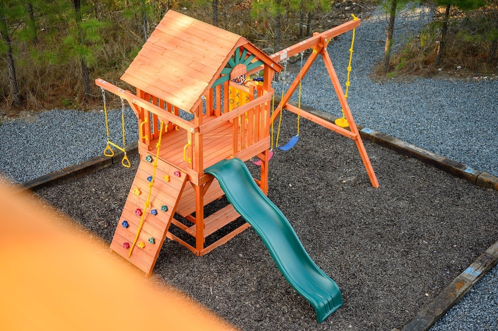 New, Modern, Bunk Room, Game Room, Playground, Hot tub