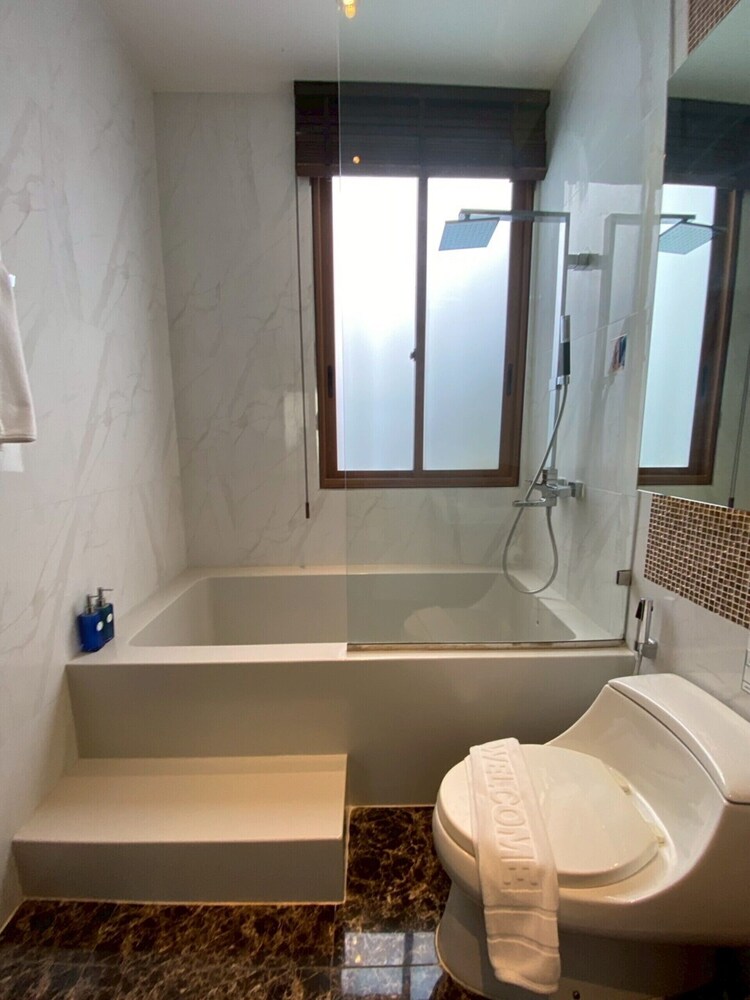 Serava Pet-Friendly Pool Villa Huahin