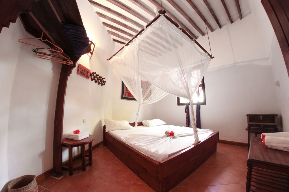 Kipepeo Lodge view 2