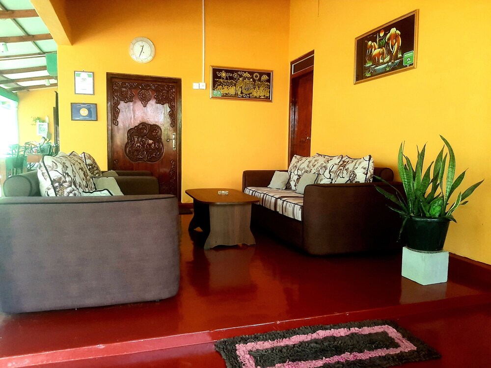 Palitha Home Stay