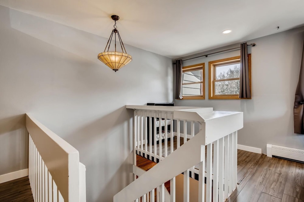 Summit County Vacations - Mount Royal Condos 501 2 Bedroom Condo by RedAwning - Property Image 12