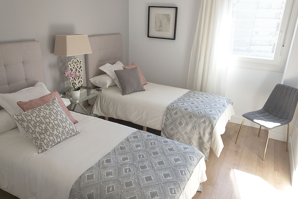 Mul Kineret Suites