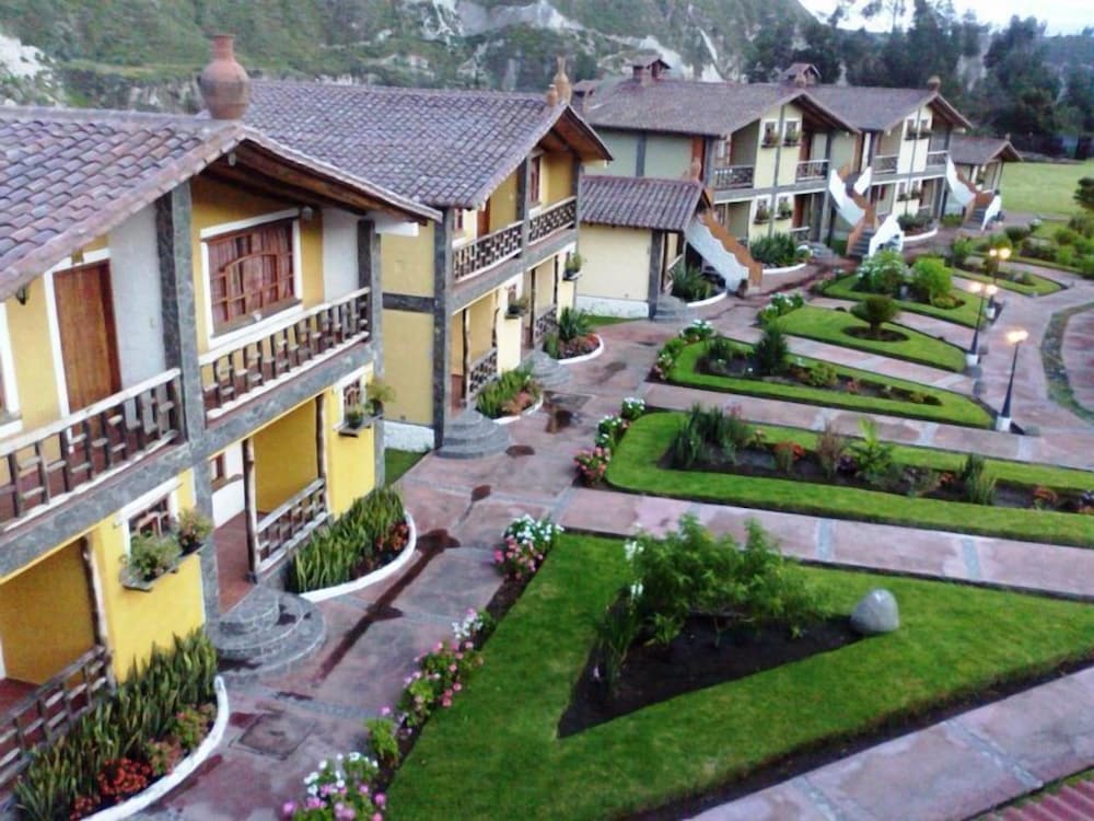 Hosteria El Surillal