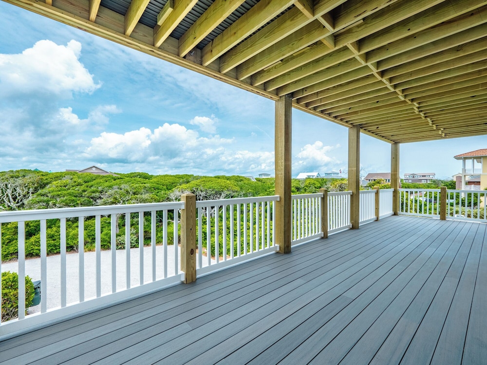 Eagles' Landing by Topsail Realty