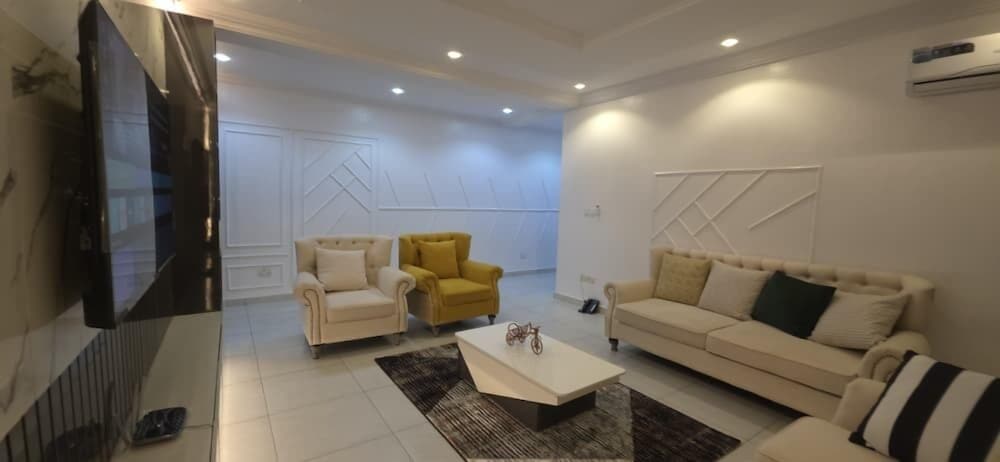 7th Rest Luxury Apartments