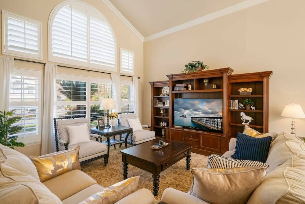 @ Marbella Lane - Captivating Home W/pool